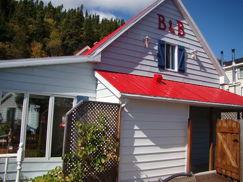 Auberge La Chatelaine Hotel La Malbaie Exterior photo